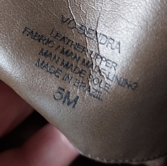 Vince Camuto Bendra grey distressed bomber boots size 5 new in box - Picture 8 of 16